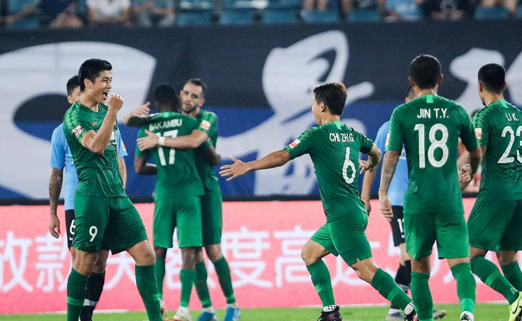 北京球队新援加盟，注入新鲜血液助力球队取得胜利