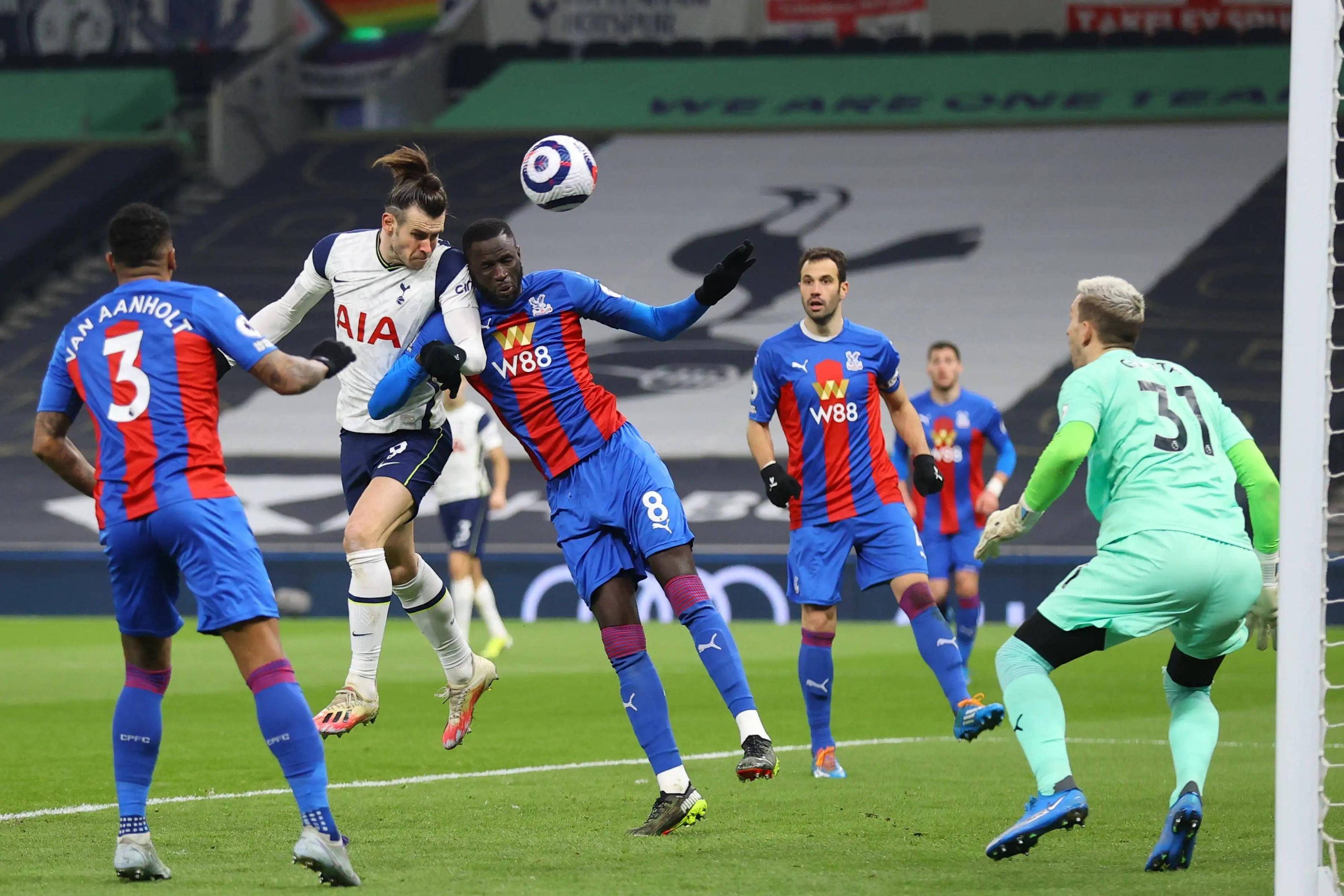 惊险紧张!最新足球较量实况披露 惊险紧张!最新足球较量实况披露