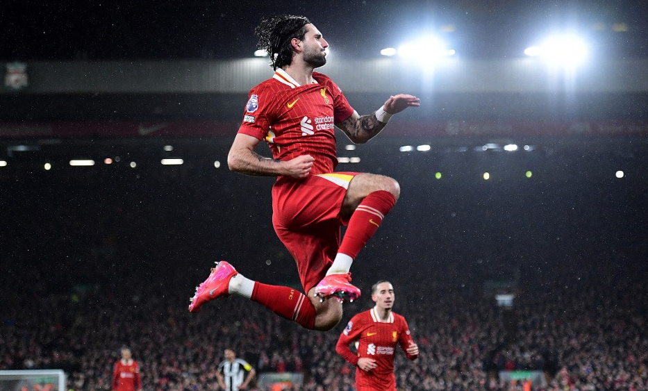 利物浦后卫连场破门，助球队取得连胜