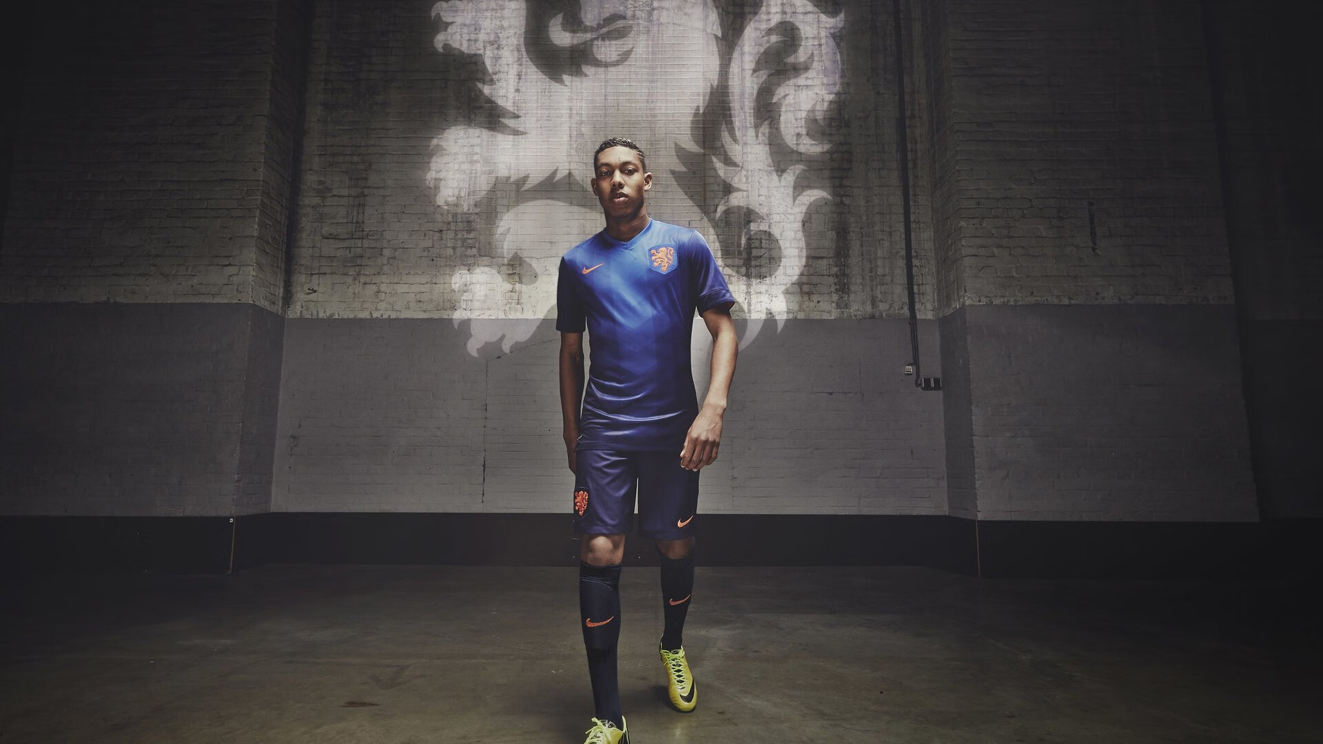 MAD引发争议！科维托娃官方宣布比赛局势复杂新规赢得满堂喝彩